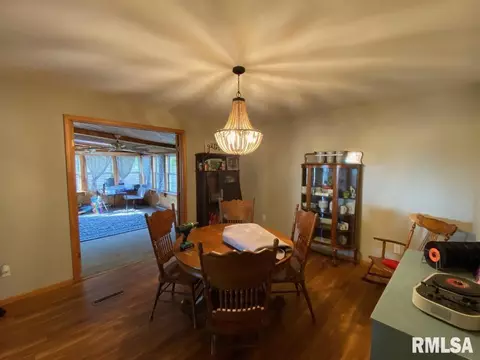 348 S Alkire St, Greenview, IL 62642 photo 20