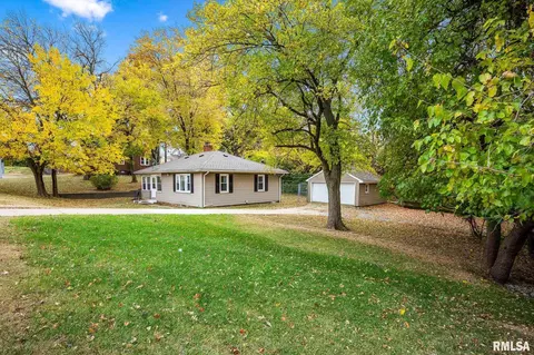 1610 W Forrest Hill Ave, Peoria, IL 61604