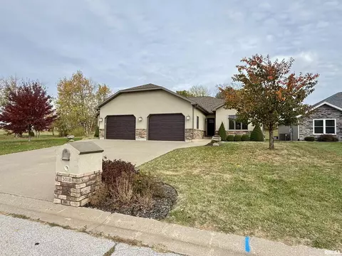 3018 Genevieve Dr, Quincy, IL 62305