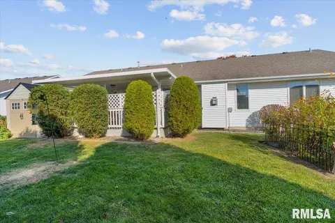 Exterior - 3516 Glengate Dr, Springfield, IL 62711 photo 6 of 7