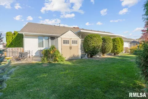 Exterior - 3516 Glengate Dr, Springfield, IL 62711 photo 5 of 7
