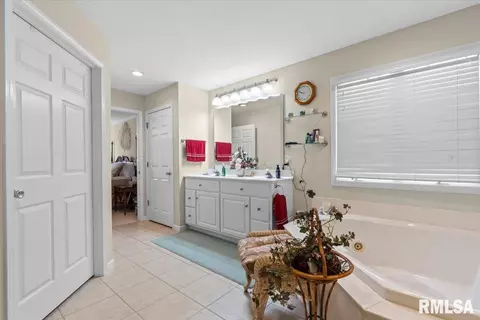 Other - 3516 Glengate Dr, Springfield, IL 62711 photo 4 of 9