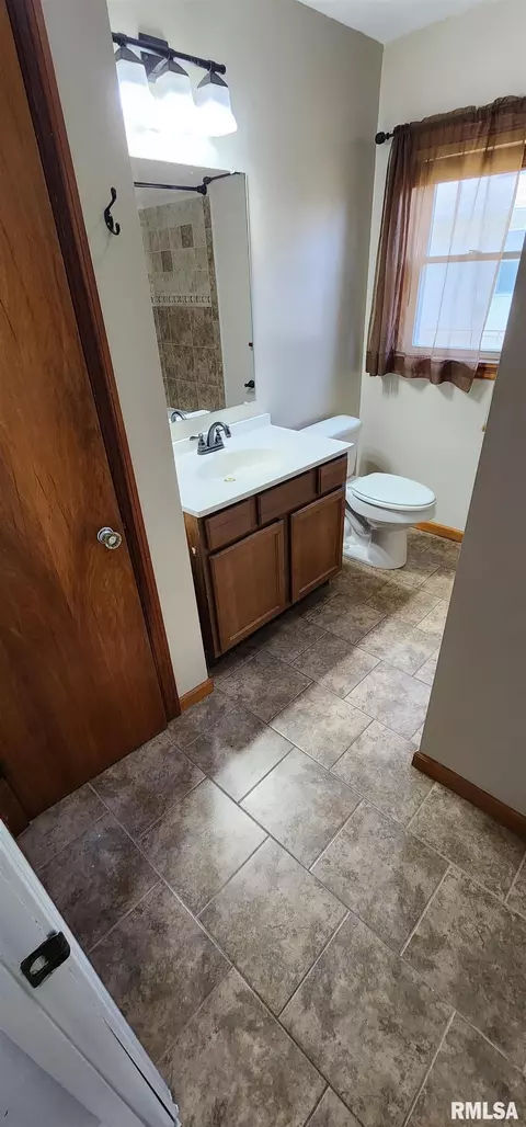 2904 Leonard St, Springfield, IL 62704 photo 24