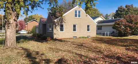 2904 Leonard St, Springfield, IL 62704 photo 3