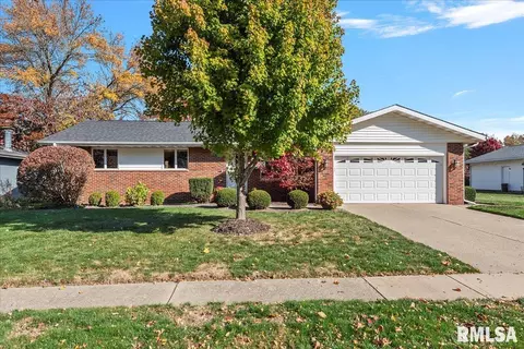 257 Stutely Ln, Springfield, IL 62704
