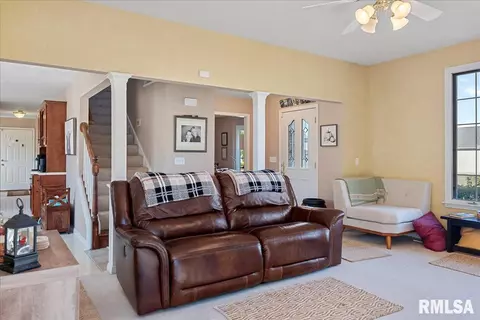 2304 Renwick, Springfield, IL 62707 photo 9