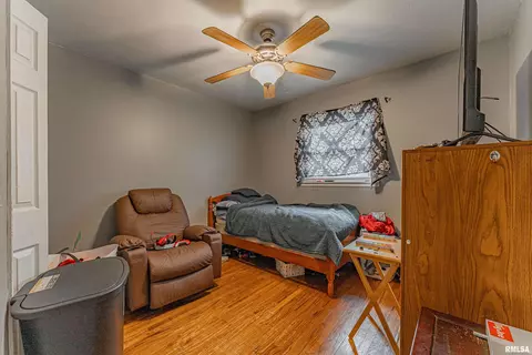 511-513 W North St, Mclean, IL 61754 photo 9