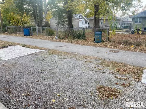 Other - 2425 S 10th St, Springfield, IL 62703 photo 14 of 16