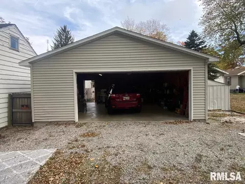 Other - 2425 S 10th St, Springfield, IL 62703 photo 13 of 16