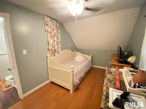 Bedroom - 2425 S 10th St, Springfield, IL 62703 photo 4 of 6