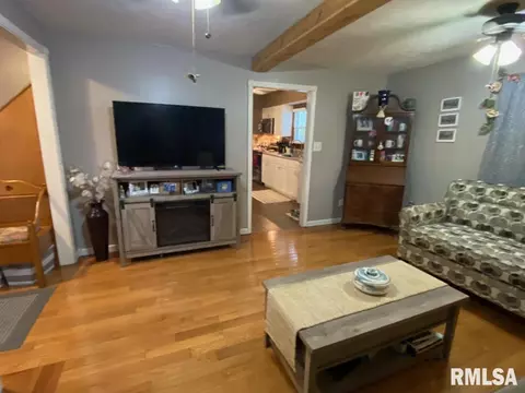 Living - 2425 S 10th St, Springfield, IL 62703 photo 3 of 3