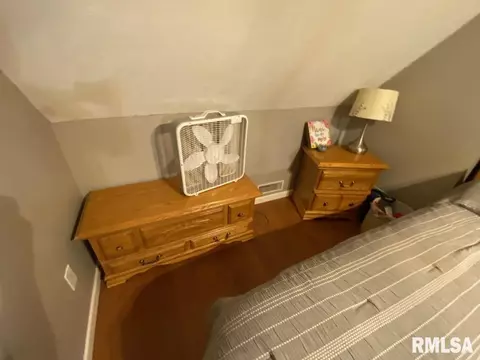 Bedroom - 2425 S 10th St, Springfield, IL 62703 photo 3 of 6