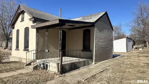 519 College Ave, Quincy, IL 62301