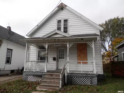 206 Cottage Ave, Galesburg, IL 61401