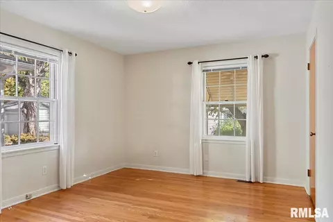2514 S Walnut St, Springfield, IL 62704 photo 13
