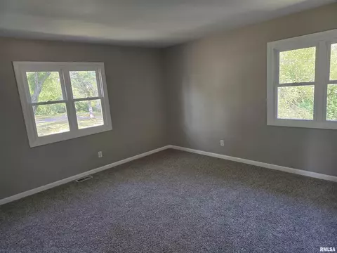 110 Crestview Dr, Hamilton, IL 62341 photo 10