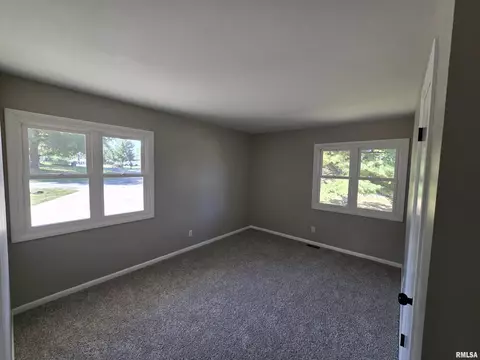 110 Crestview Dr, Hamilton, IL 62341 photo 17