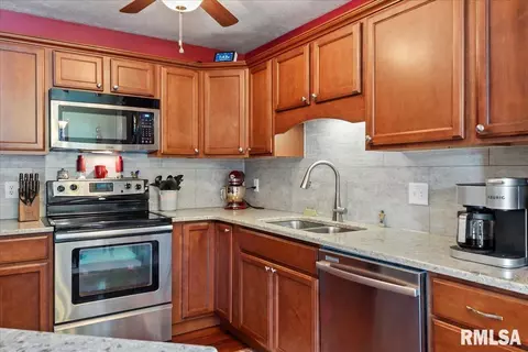 4116 Grimik Dr, Springfield, IL 62707 photo 11