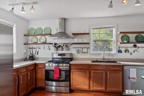 540 Williams St, Springfield, IL 62704 photo 9