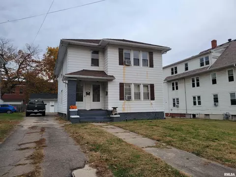 1143 W Monroe St, Springfield, IL 62704