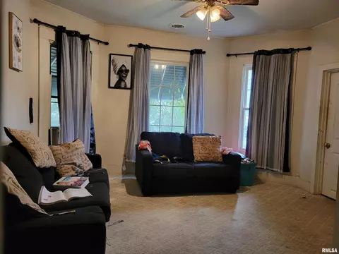 935 W Washington St, Springfield, IL 62702 photo 14