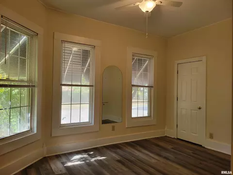 935 W Washington St, Springfield, IL 62702 photo 12