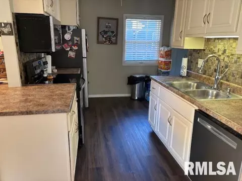 1675 W Glenn Ave, Springfield, IL 62704 photo 7