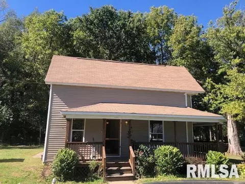 401 S Pearl St, Bluffs, IL 62621