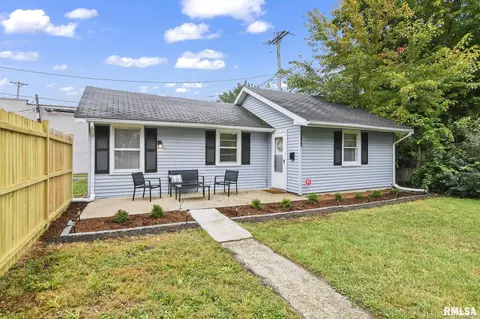 1702 S College St, Springfield, IL 62704