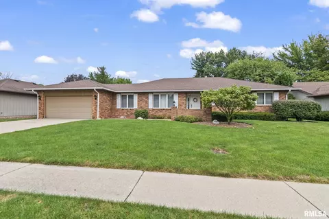 2909 Mill Point Ct, Springfield, IL 62704