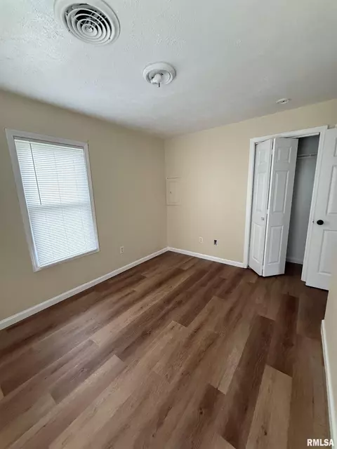 Bedroom - 922 E Percy Ave, Springfield, IL 62702 photo 2 of 5