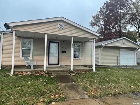 922 E Percy Ave, Springfield, IL 62702