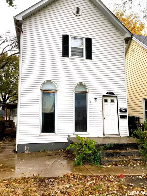 1231 N 4th St, Springfield, IL 62702