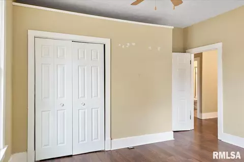2317 S 10th St, Springfield, IL 62703 photo 8