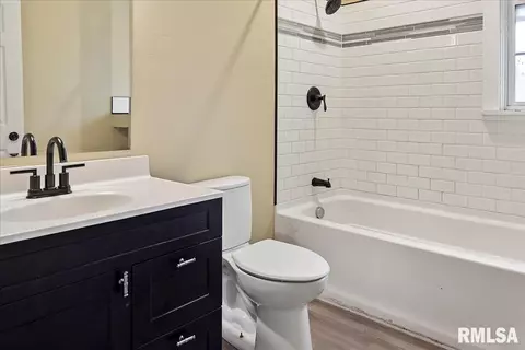 2317 S 10th St, Springfield, IL 62703 photo 14