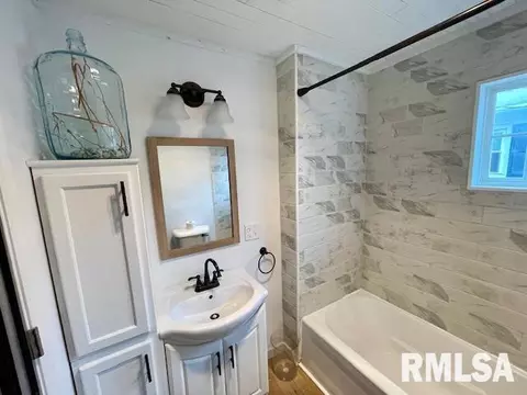 3102 S 13th St, Springfield, IL 62703 photo 12
