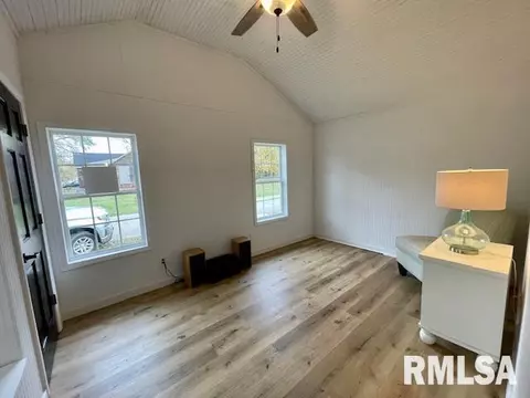 3102 S 13th St, Springfield, IL 62703 photo 7