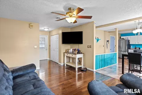 2533 Selkirk Rd, Springfield, IL 62702 photo 8