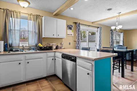 2533 Selkirk Rd, Springfield, IL 62702 photo 13