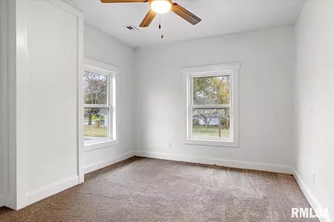 630 W Hay St, Springfield, IL 62702 photo 16