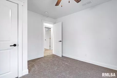 630 W Hay St, Springfield, IL 62702 photo 15