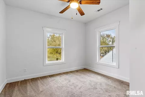 630 W Hay St, Springfield, IL 62702 photo 14