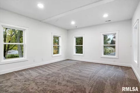 630 W Hay St, Springfield, IL 62702 photo 11