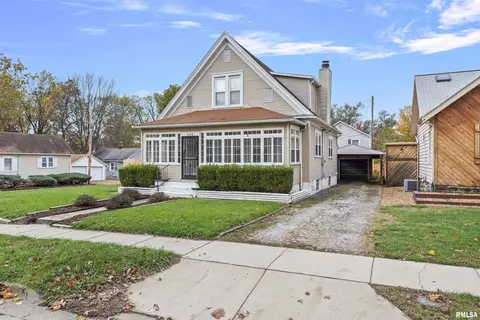 301 N Lincoln Ave, Springfield, IL 62702 photo 2