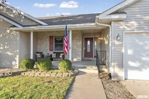 3009 Twin Lakes Dr, Springfield, IL 62707 photo 2