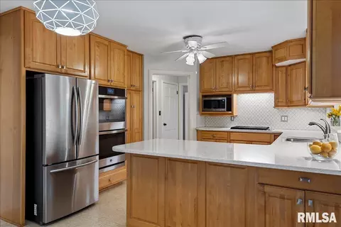 2124 Greenbriar Rd, Springfield, IL 62704 photo 20