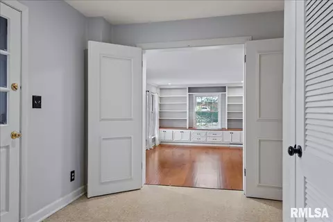 2124 Greenbriar Rd, Springfield, IL 62704 photo 24