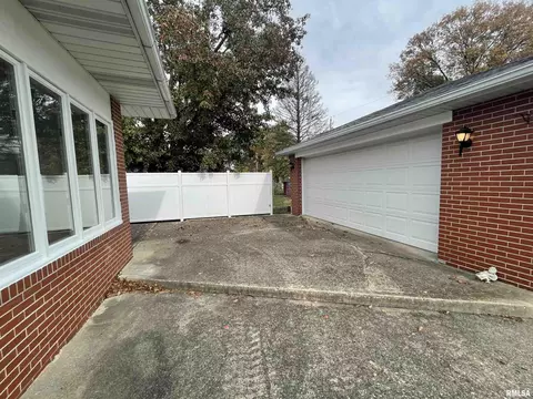 3554 Stanton St, Springfield, IL 62703 photo 23
