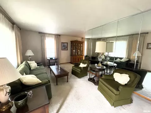 3554 Stanton St, Springfield, IL 62703 photo 4