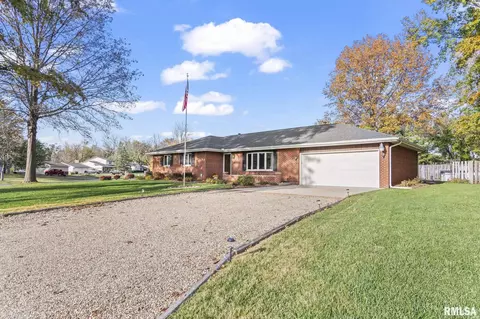 38 Longview Dr, Springfield, IL 62712 photo 4
